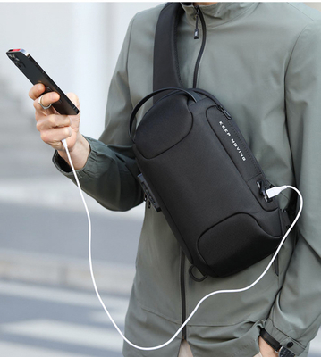 Tas Selempang Selempang Anti Pencurian Tas Selempang Bahu Selempang USB Tas Dada Pria