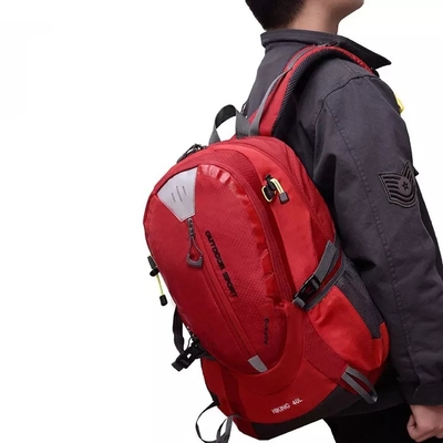 40L Ringan Tahan Air Tas Luar Ruangan Hiking Ransel Perjalanan Berkemah Gunung Mochila
