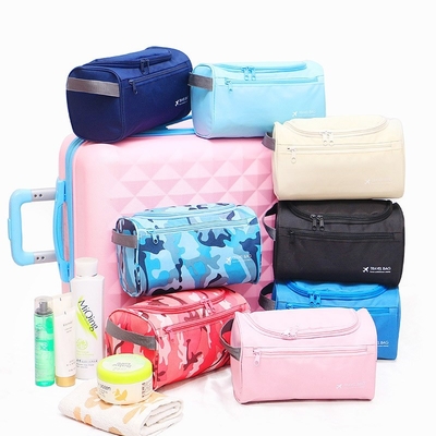 Tas Perlengkapan Mandi Bulat Bentuk Barel Gantung Makeup Organizer Perjalanan Tahan Air